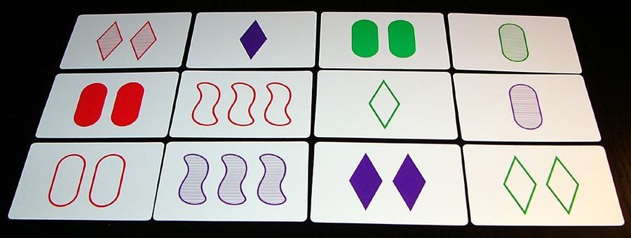an example of SET cards